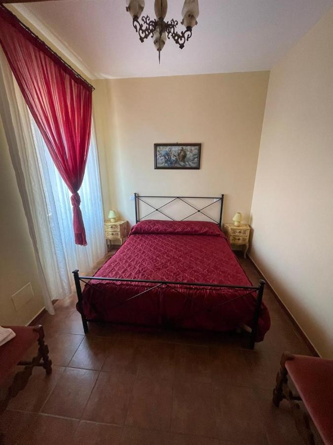 Appartamentino Di Corso Umberto Ronciglione  Exterior foto